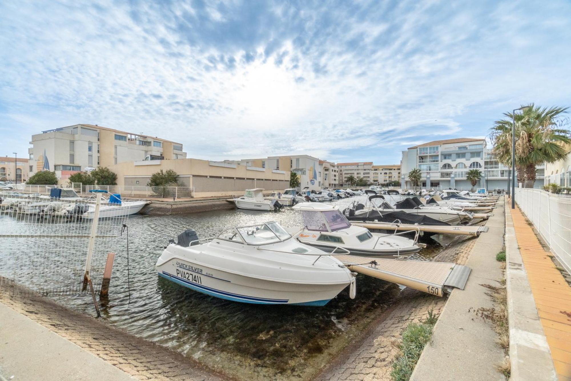 Appt T2 Cabine Clim Parking Privee Vu Mer Sète Zewnętrze zdjęcie